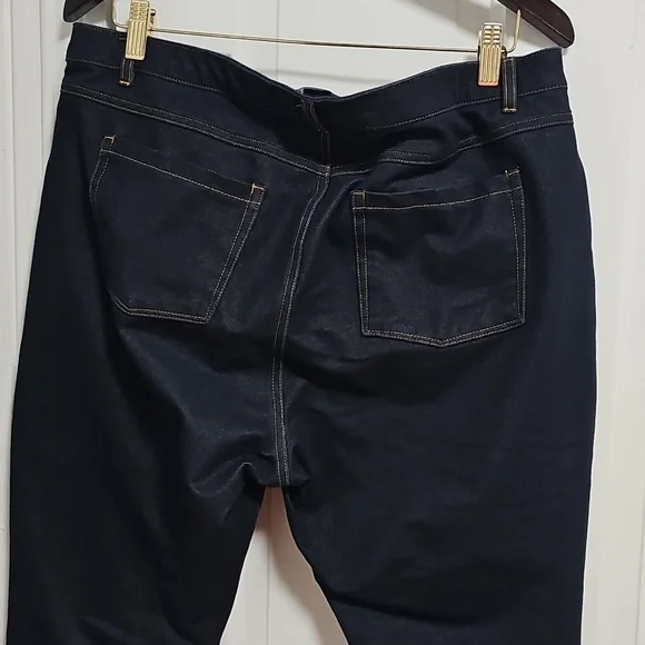 Dark Denim Capri Pants - Picture 1 of 9